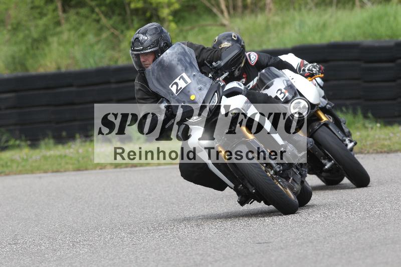 /Archiv-2025/10 23.04.2025 Cornu Master School ADR/rot-rouge/21